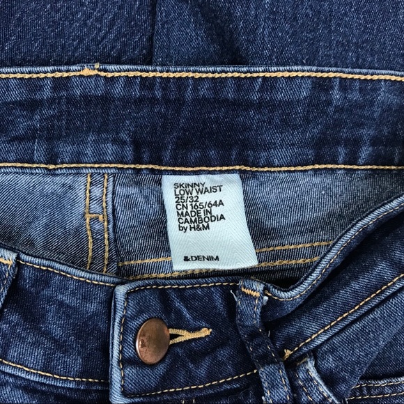H&M Raw Step-Hem Cropped Skinny Jeans - Size 25 - Picture 4 of 7